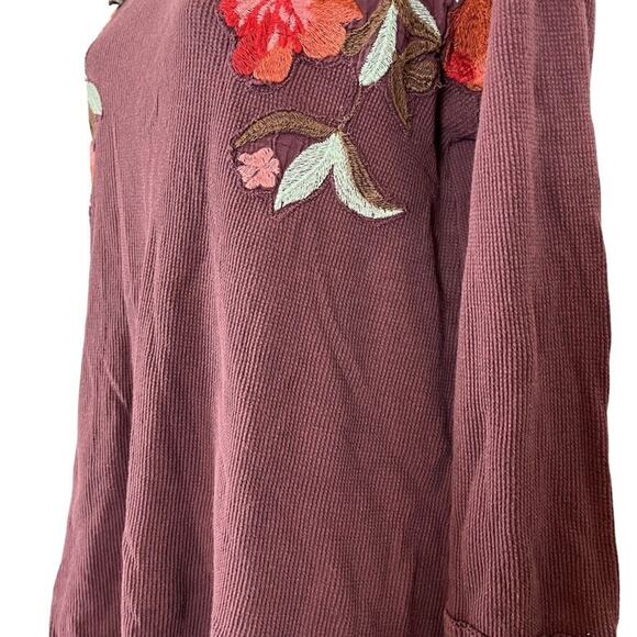 Soft Surroundings Womens Waffle Knit Embroidered Floral V-Neck Long Sleeve Top S - Picture 9 of 16